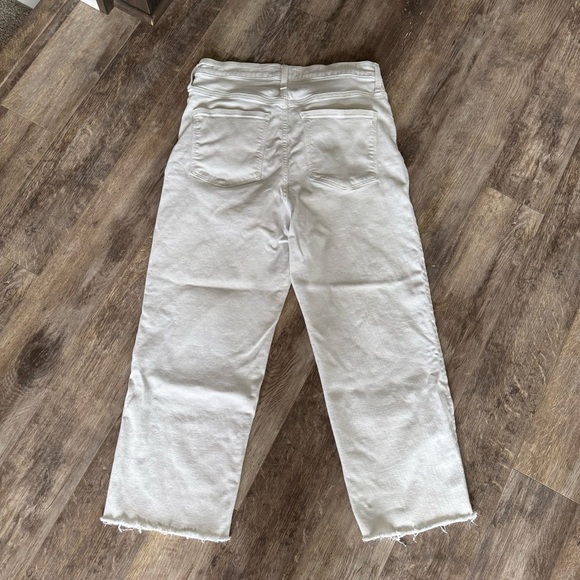 Madewell Cropped High-Rise Slim Wide-Leg Jeans in Tile White - COLOR: Tile White - Picture 9 of 12
